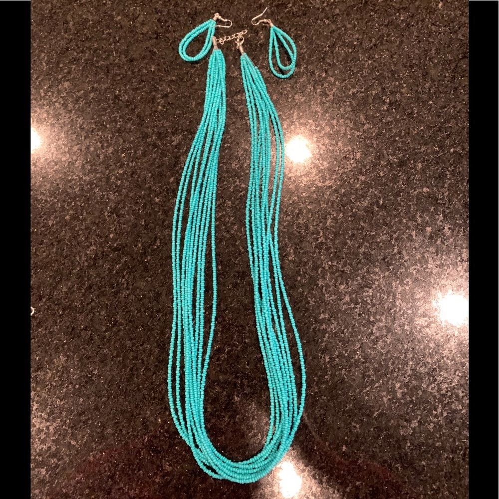 EUC Turquoise Colored Beaded Necklace and Earrings